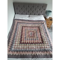 Schöne Traditionelle Patchwork Quadrate Baumwolle Doppelbett Quilt von ShepherdsHutQuilting