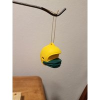 Keramik Helm Ornament - Grün Und Gold | #817 von SherrysCeramicCrafts