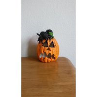 Keramik Kürbis Mit Spinne | #175 Keramik Kürbis Mit Spinne | #175 von SherrysCeramicCrafts