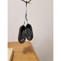 Keramik Paar Jungen Ballerina Hausschuhe Ornament | #851-Schwarz von SherrysCeramicCrafts