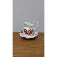 Kleiner Handbemalter Keramikkrug Und Schüssel | # 351 -Rote Blumen Mit Türkisfarbenem Schmetterling Kleiner Handbemalter Keramikkrug Und Schüssel | # 351 -Rote Blumen Mit Türkisfarbenem Schmetterling von SherrysCeramicCrafts