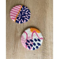 2 Stück Set Von Punch Needle Untersetzer | Teppich Küche Und Esszimmer Handgemachter Becher-Teppich Getufteter von ShiroDesignStudio
