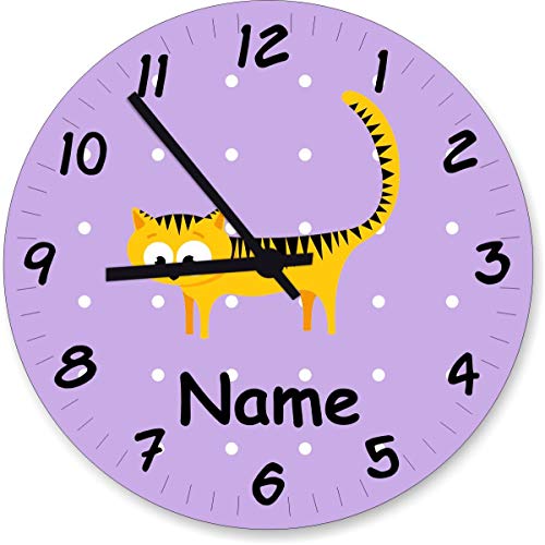 ShirtInStyle Wanduhr Kinderzimmer Wanduhr Katze mit Wunschnamen Geschenk Uhr Kinder Handmade, 29cm, Pastelllila von ShirtInStyle