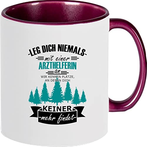 Tasse Kaffeepott Kaffeetasse Leg Dich Nicht mit einer Arzthelferin an, wir kennen Plätze, an dennen dich keiner mehr findet, Violett von ShirtInStyle