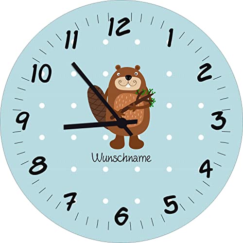 Shirtinstyle Kinderzimmeruhr mit Tiermotiv Biber mit Wunschnamen Geschenk Uhr Kinder Handmade Wanduhr Wunschtext Name, 29cm, Farbe Pastellblau von Shirtinstyle