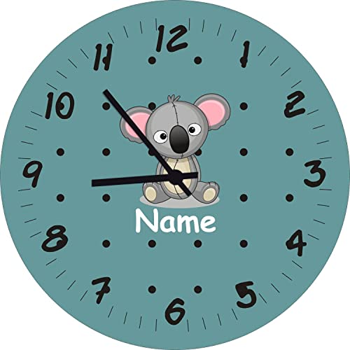 Shirtinstyle Kinderzimmeruhr mit Tiermotiv Koala mit Wunschnamen Geschenk Uhr Kinder Handmade Wanduhr Wunschtext Name, 29cm, Farbe Ozeangreen Shirtinstyle Kinderzimmeruhr mit Tiermotiv Koala mit Wunschnamen Geschenk Uhr Kinder Handmade Wanduhr Wunschtext Name, 29cm, Farbe Ozeangreen von Shirtinstyle