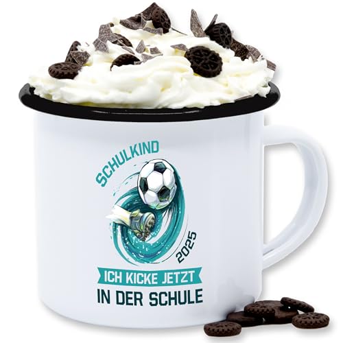Emaille Tasse Blechtasse - Schulanfang - Fußball | Schulkind 2025 | Ich kicke jetzt in der Schule | Einschulung Geschenk Junge - 300 ml - Weiß Schwarz - 2023 schulanfangsgeschenke 2024 fussball von Shirtracer