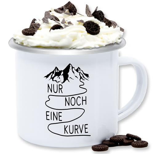 Emaille Tasse Blechtasse - Wandern - Tassen - Nur noch eine Kurve - 300 ml - Weiß Silber - wanderfreunde berg mug geschenk für wanderer berge becher bergen wander kurven sprüche ich gehe spruch Emaille Tasse Blechtasse - Wandern - Tassen - Nur noch eine Kurve - 300 ml - Weiß Silber - wanderfreunde berg mug geschenk für wanderer berge becher bergen wander kurven sprüche ich gehe spruch von Shirtracer