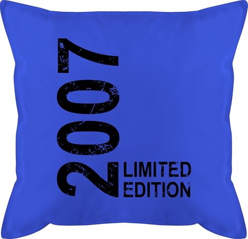 Shirtracer Kissen 50x50 - Limited Edition 2007 I Geschenk zum 18. Geburtstag Geschenk für 18 jährige I 18 Geburtstag Geschenkideen 18er I Achtzehnter I Volljährig I 18th Birthday - 50 x 50 cm - Blau Shirtracer Kissen 50x50 - Limited Edition 2007 I Geschenk zum 18. Geburtstag Geschenk für 18 jährige I 18 Geburtstag Geschenkideen 18er I Achtzehnter I Volljährig I 18th Birthday - 50 x 50 cm - Blau von Shirtracer