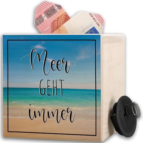 Spardose Holz - Urlaub - Meer Geht Immer I Sparbüchse für Strandurlaub I Urlaubskasse I Reisekasse | Urlaubsspardose | Urlaubsgeld - 10x10cm - Holz - mit Schloss Reisen geldgeschenk weltreise von Shirtracer