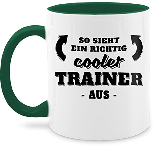 Tasse Tassen 325ml - Statement Sprüche - So sieht ein richtig cooler Trainer aus - 325 ml - Petrolgrün - kaffeetasse mit spruch spruechen cup coach lustige sprüche, teetasse sprüchen sprueche von Shirtracer