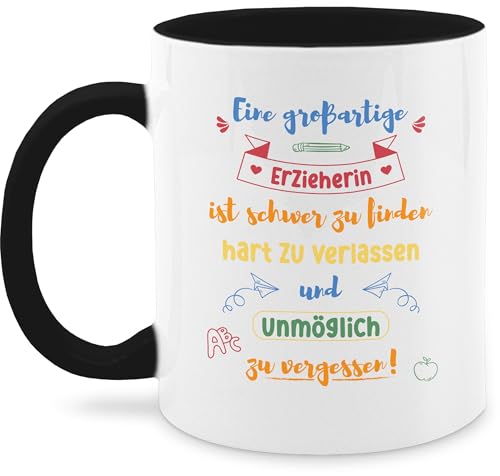 Tasse Tassen 325ml - Eine großartige Erzieherin ist schwer zu finden | Geschenk Erzieherin Abschied Erzieherin Kindergarten | Abschiedsgeschenk Erzieherin KITA - 325 ml - Schwarz von Shirtracer