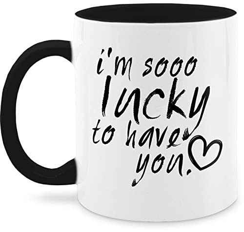 Tasse Tassen 325ml - Valentinstag Partner Freund & Freundin - I'm so lucky to have you - 325 ml - Schwarz - valentine's valentines day valetinstagsgeschenke valentinsgeschenke vallentinstaggeschenk von Shirtracer