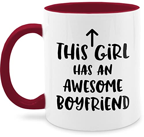 Tasse Tassen 325ml - Valentinstag Partner Freund & Freundin - This Girl has an awesome Boyfriend - 325 ml - Bordeauxrot - valentin geschenke teetassen valentine valentines mug 14 februar q9061 von Shirtracer