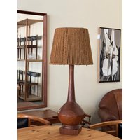 Mid Century Massive Teakholz Lampe Mit Juteschirm 92cm von ShopCarpenterStudio