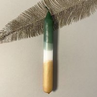 Dyp Dye Stabkerzen in Dunkelgrün & Gold, Handgefärbt von ShopCeris