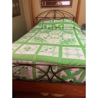 Wunderschöne Grün Und Gelb Quilt Tagesdecke Hand - Maschinengenähter Grüner Gingham von ShopDakotaRelics