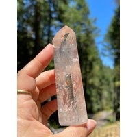 Einzigartiger Quartz Turm Mit Blut Hämatit Einschlüssen, Brasilien von ShopFarArden