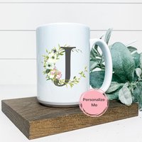 J Kaffeebecher, Alphabet Becher, Buchstabe J, Floral, Gold, Geschenk Für Ihn, Sie, Inspirationskaffeebecher, Teebecher von ShopHarlowBoutique