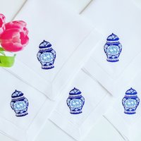 Ingwerglas Monogramm Servietten, Chinoiserie Tablescape, Bestickte Leinen Personalisierte Benutzerdefinierte Personalisiertes Geschenk von ShopMollyEllen