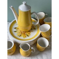 Mikasa Daybreak Geschirr, Teller, Tassen, Teekanne, Servierschale, Gelb Orange Und Weiß Ostern, Geschenk Für Sie, Retro, Verrückte Männer Küche von ShopVintageYVR