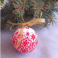 Rote Netz Christbaumkugel, Weihnachtsbaum, Handgemachte Weihnachtsdekoration, Weihnachtsgeschenk, Perlen Weihnachtskugeln von ShopebyMariya