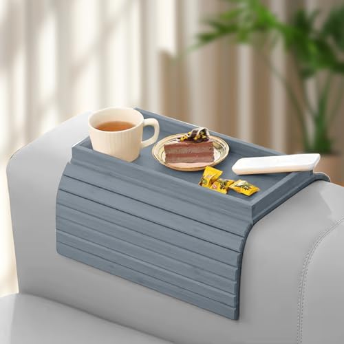 Sofa Armlehnenablage, Bambus Couch Tablett mit Rutschfester Stoffunterseite, Verstellbare Sofa Unterstützung, Sofa Beistelltisch für Fernbedienung, Getränke, Snacks, Magazin (Grau) von Shulltji