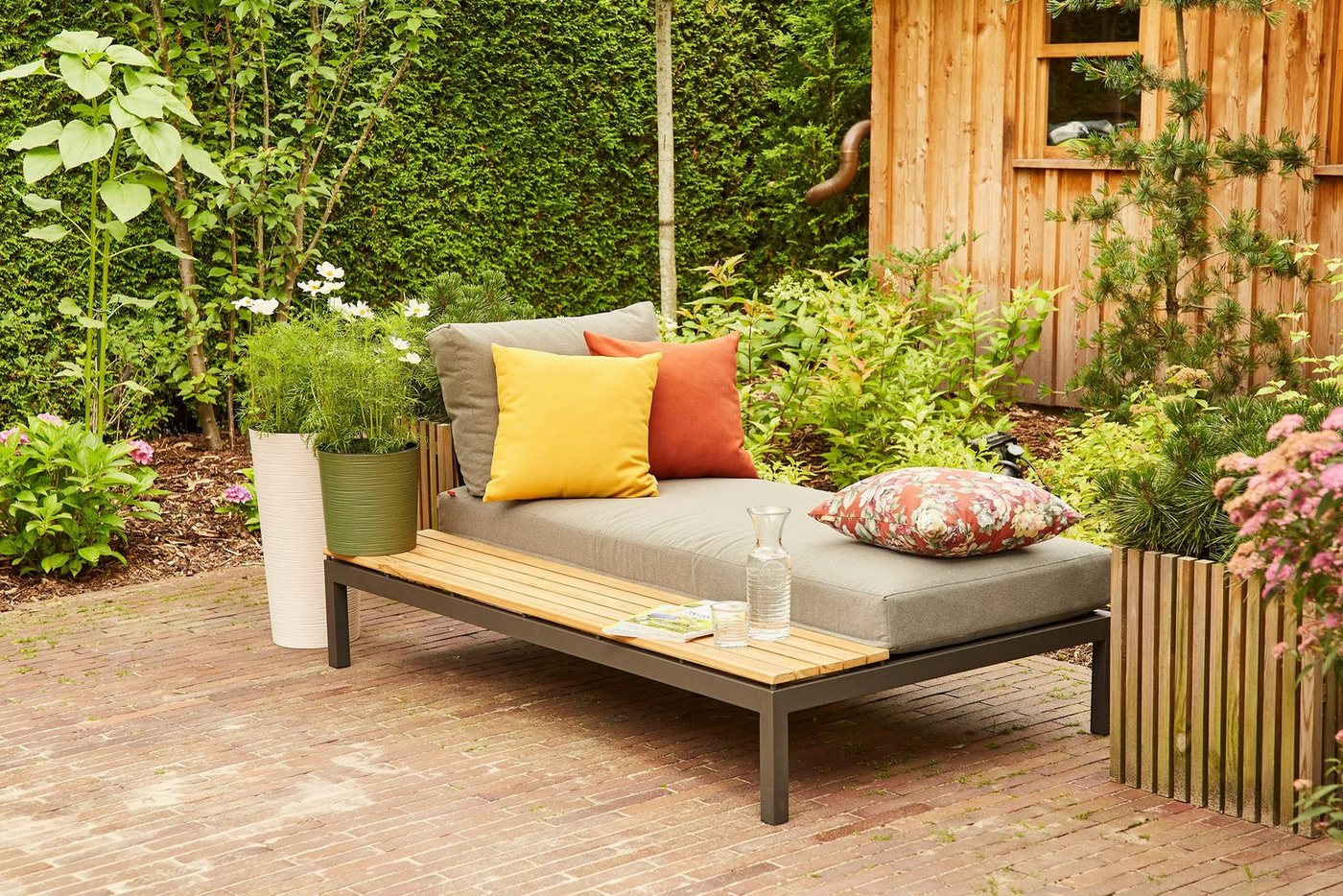 Siena Garden Gartenlounge-Set Alvida, (Set, 8-tlg), bestehend aus 2 Liegen und 4 Kissen von Siena Garden