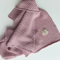 Personalisierte Baby Mädchen Decke Stricken, Merino Wolle Namensdecke Rosa von SigiKnitStore