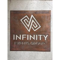 2 Ft Langes Logo Metallschild in Kupfer Patiniert Oder Schwarz von SignPerformance