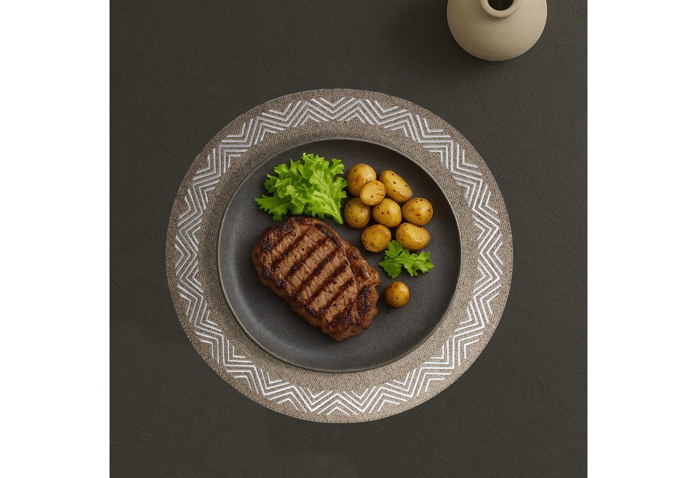 Signature Home Collection Platzset Platzset Tischset 6-er Set rund Leinenoptik Muster Kunstleder, (Set, 4-St., 4 Platzdecken), abwischbar & pflegeleicht, bestickt von Signature Home Collection