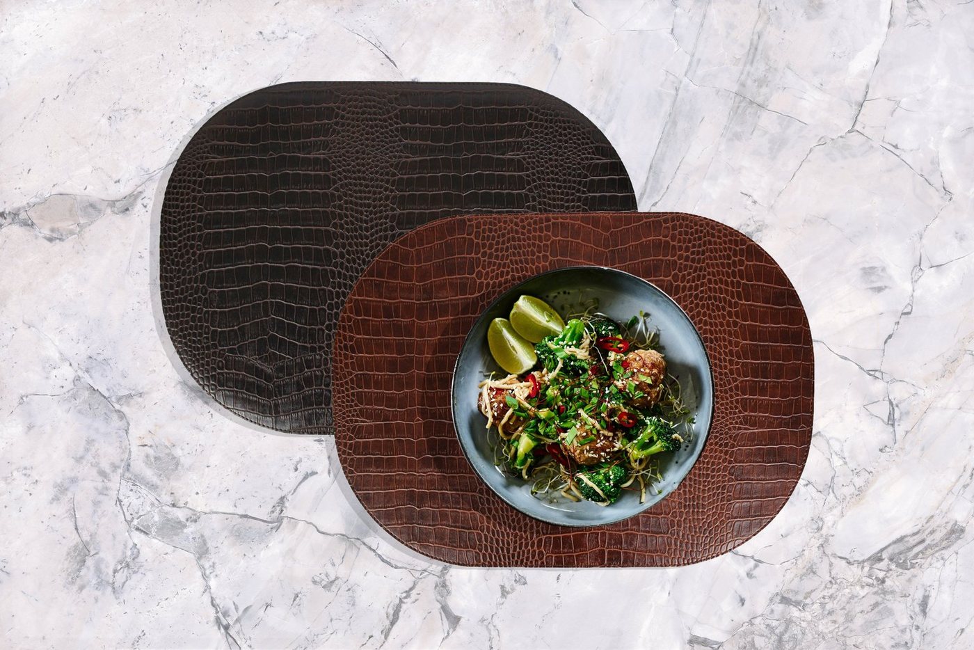 Signature Home Collection Platzset Tischsets 6-er Set oval Leder Imitat Kroko Look beschichtet, (Set, Tischset 6-er Set Kunstleder 45 x 33 cm), beidseitig verwendbar mit 2 unterschiedlichen Farben von Signature Home Collection