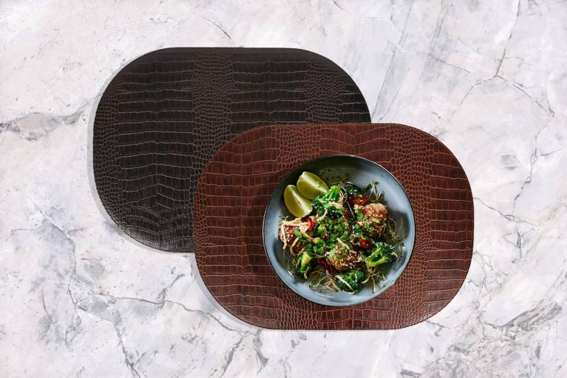 Signature Home Collection Platzset Tischsets 6-er Set oval Leder Imitat Kroko Look beschichtet, (Set, Tischset 6-er Set Kunstleder 45 x 33 cm), beidseitig verwendbar mit 2 unterschiedlichen Farben von Signature Home Collection