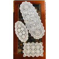 Häkeltischläufer Gehäkelte Tischläufer Tisch Dekoration Zier Deckchen Häkel Crochet Doilies von SignoraMargherita