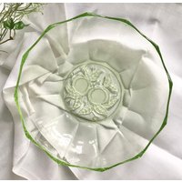 Uran Glas Schale Grüne Schale Pressglas von SignoraMargherita
