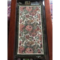 Vintage Brokat Deckchen/Brokat/Doilies/ Deckchen/75 X 29 cm von SignoraMargherita