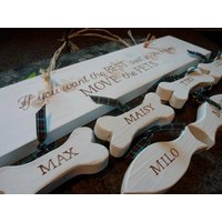 Geschenke Für Haustiere-Liebhaber. Wenn Sie Den Besten Platz Wollen. Verschieben Die Hunde, Handgemachte Hölzerne Tafel Personalisiert Mit Wenig von Signsatsimplywood