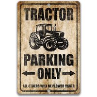 Traktor Parkplatz Schild, Bauernhof Landwirt Fahrzeug Geschenk Für Landwirt, Fahrer Leben Auf Dem S-Prk014 von SignsbyLindaNee