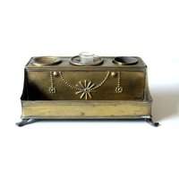 Antikes Schreibtischset Stiftehalter Briefehalter Messing Jugendstil Letter Holder Desk Set Deko Kpl. Mit Tintenfaß Sandstreuer Wassergefäß Antikes Schreibtischset Stiftehalter Briefehalter Messing Jugendstil Letter Holder Desk Set Deko Kpl. Mit Tintenfaß Sandstreuer Wassergefäß von SilaVintageandmore