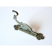 Großer Garderobenhaken Messing Kleiderhaken Vintage Haken Coat Door Hanger Brass West Germany 1960Er 1970Er Garderobe Fisch Drache von SilaVintageandmore