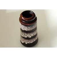 Scheurich Vase, West Germany Vase 60Er 70Er Blumenvase Fat Lave Braun Weiß Wpg Mittel Groß Living Room Art Keramik Gemarkt Scheurich Vase, West Germany Vase 60Er 70Er Blumenvase Fat Lave Braun Weiß Wpg Mittel Groß Living Room Art Keramik Gemarkt von SilaVintageandmore