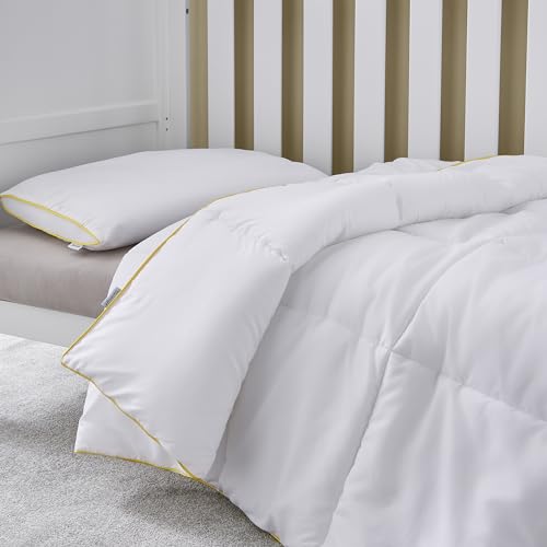 Silentnight Safe Nights Luxus Kinderbett Bettdecke und Kissen Bett Set - Anti-Allergie 4 Tog Junior Quilt und atmungsaktives Kleinkindkissen für Kinder, Kleinkinder, hypoallergen und maschinenwaschbar von Silentnight