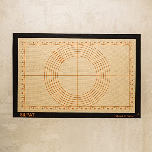 Silpat Backmatte mit Skala, rutschfest, antihaftbeschichtet, leicht auszubreiten und zu schneiden, Backzubehör, professionelle Qualität, 58,5 x 38,5 cm von Silpat