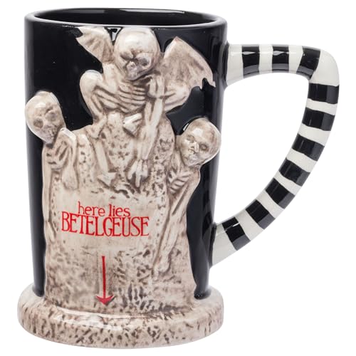 Silver Buffalo Beetlejuice Here Lies Keramiktasse in 3D-Optik von Silver Buffalo