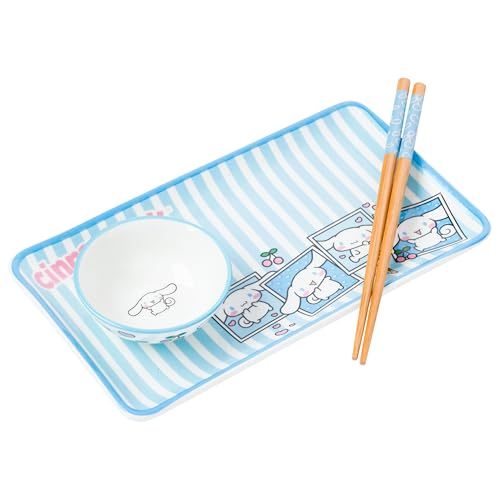 Silver Buffalo Sanrio Hello Kitty and Friends Cinnamoroll Polaroids Keramik-Sushi-Set mit blau-weißen Streifen, mit Dip-Soßenschale und passenden Essstäbchen von Silver Buffalo