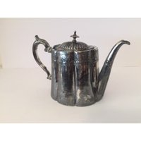 1851 Antik Versilberte Teekanne von SilverAntiquesPlus