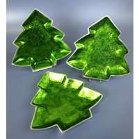 3 Weihnachtliche Teller Mit Schimmernder Grüner Folie, Servierteller Für Kekse Oder Vorspeisen von SilverliningByTravis
