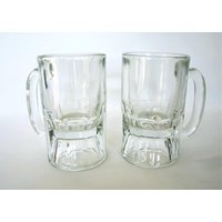 Schöne Vintage Dicke Klarglas Bierkrüge Mit Griffen in Hervorragendem Zustand - 2Er-Set von SilverliningByTravis