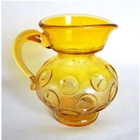 Vintage Kanawha Retro Mod Gelb Bernstein Glas Münze Dot Fingerabdruck Muster Milchkännchen - Mini Krug Vintage Kanawha Retro Mod Gelb Bernstein Glas Münze Dot Fingerabdruck Muster Milchkännchen - Mini Krug von SilverliningByTravis