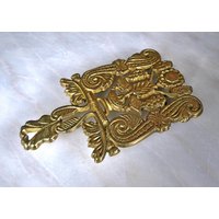 Vintage Massiver Messing Untersetzer Mit Kunstvollem Design - Traube Und Weinblattmuster von SilverliningByTravis